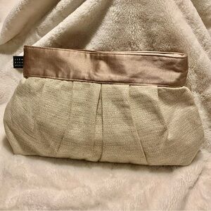 NEW 1154 Lill Studio Clutch Gold Sparkly Satin Top Snap Zip Close oversized
